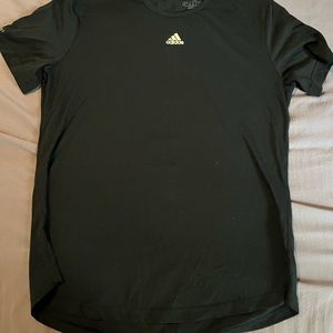 Adidas workout top size Medium